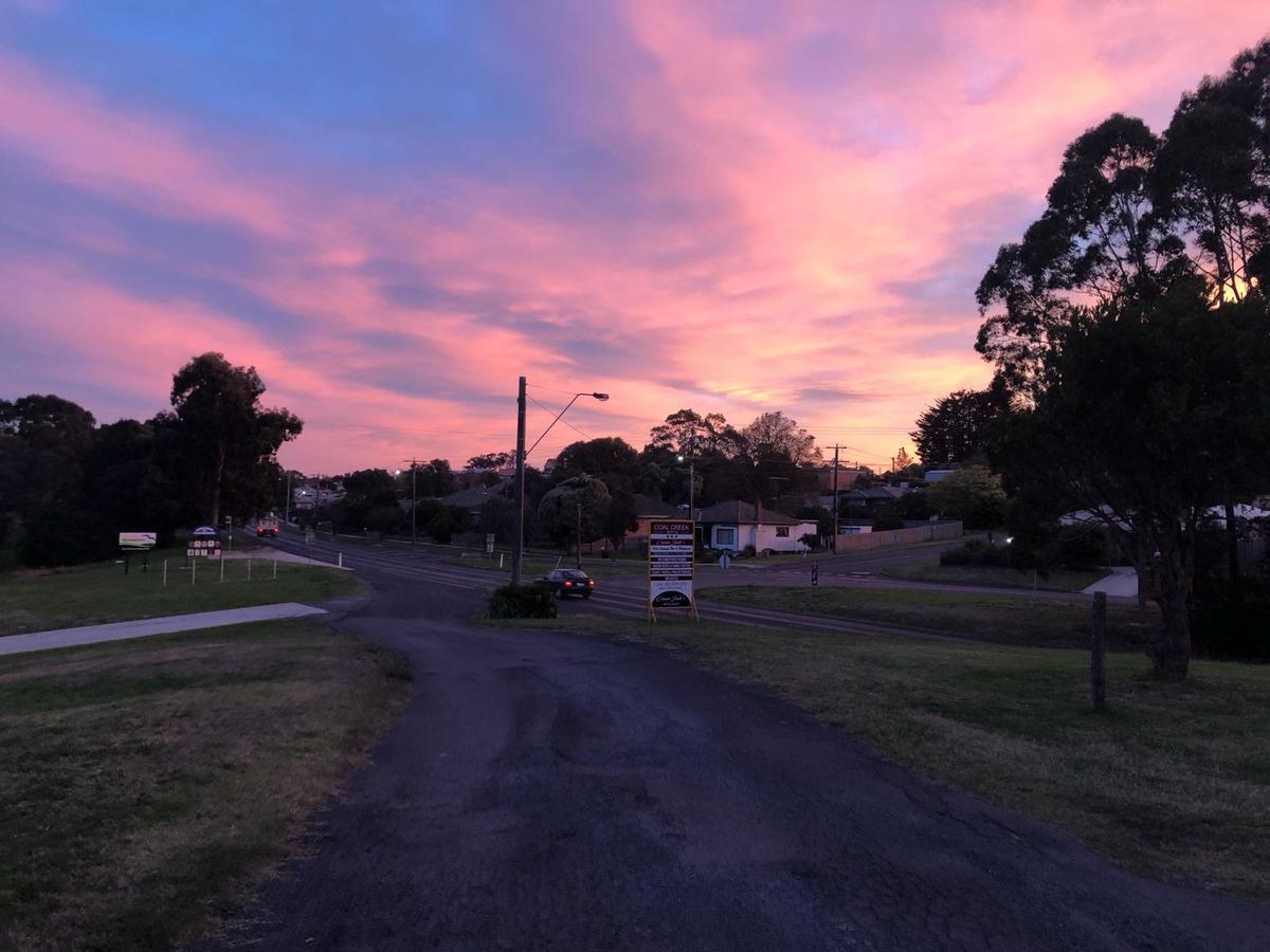 Coal Creek Motel Korumburra Ngoại thất bức ảnh